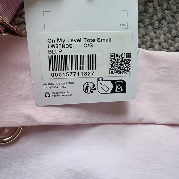 lululemon athletica Pale Pink Shoulder Tote with Removable Strap - Picture 6 of 9